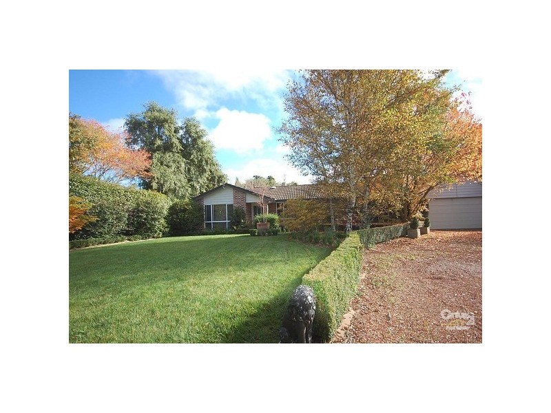 37 Nerang Street, Burradoo NSW 2576