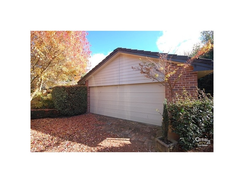 37 Nerang Street, Burradoo NSW 2576