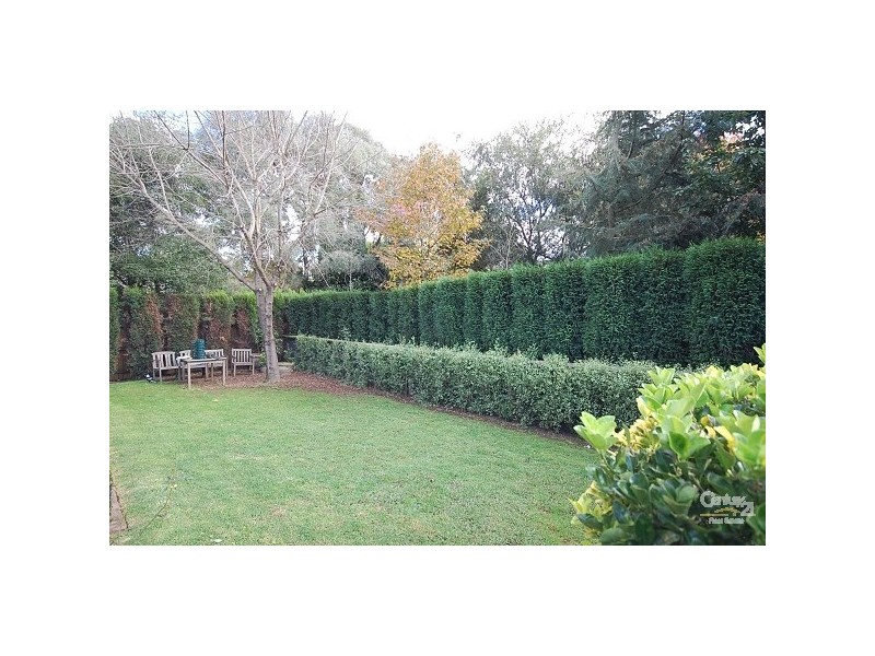 37 Nerang Street, Burradoo NSW 2576