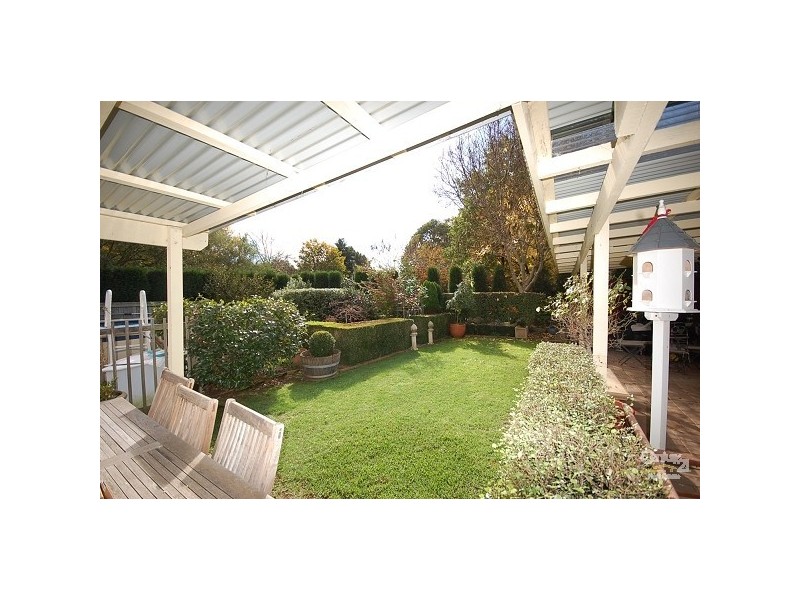 37 Nerang Street, Burradoo NSW 2576