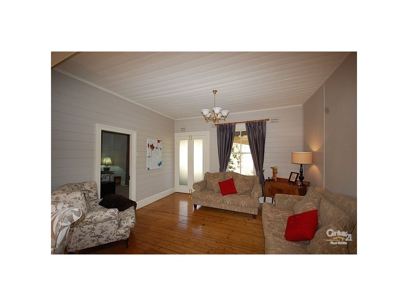 18 Park Road, Bowral NSW 2576