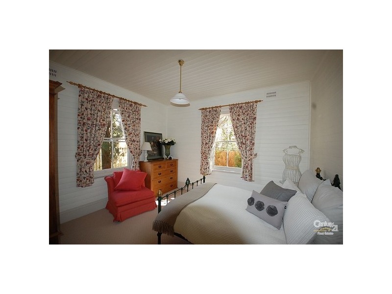 18 Park Road, Bowral NSW 2576