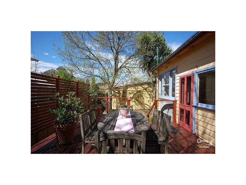 18 Park Road, Bowral NSW 2576