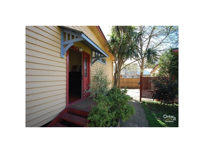 18 Park Road, Bowral NSW 2576