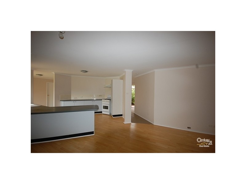 94 Railway Terrace, Willow Vale NSW 2575