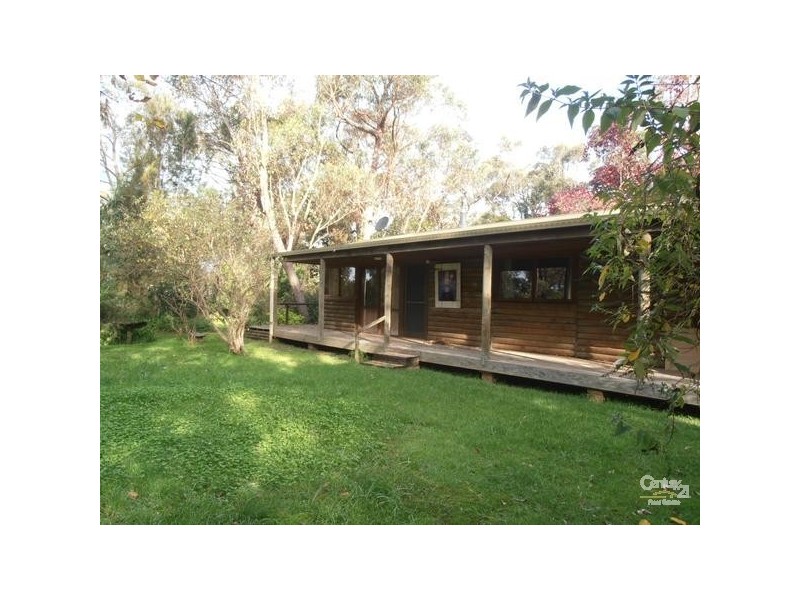 10 The Falls Road, Yerrinbool NSW 2575