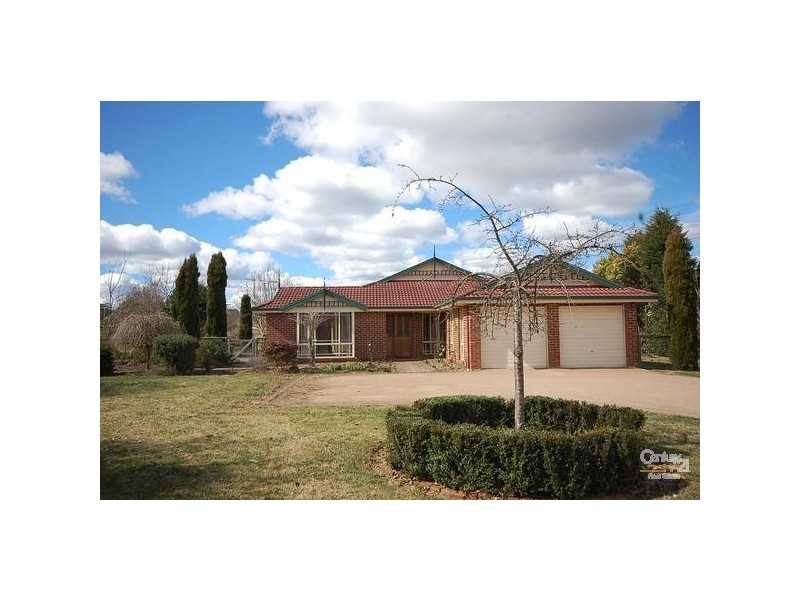 11 Miro Cescent, Bowral NSW 2576