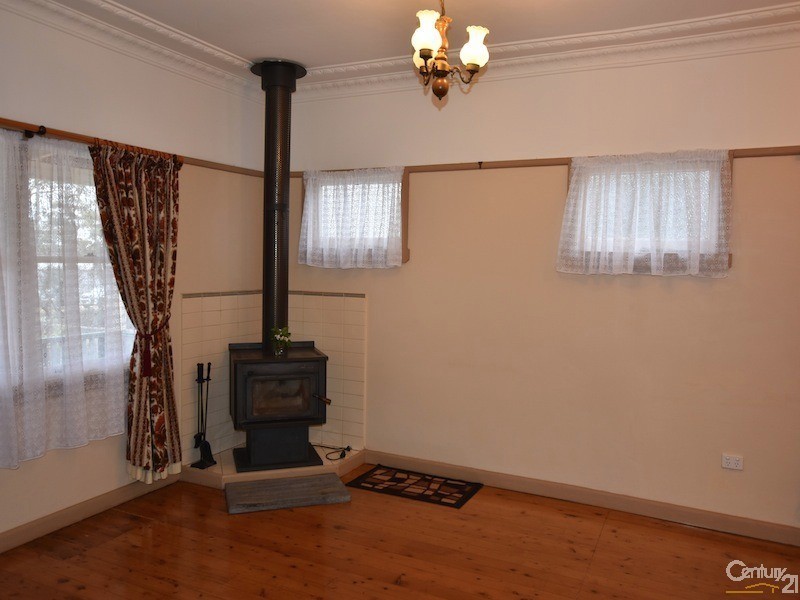 9 Appenine Road, Yerrinbool NSW 2575