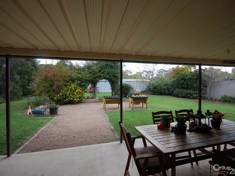 80 Banksia Street, Colo Vale NSW 2575