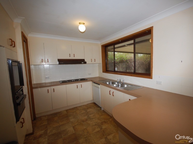 80 Banksia Street, Colo Vale NSW 2575