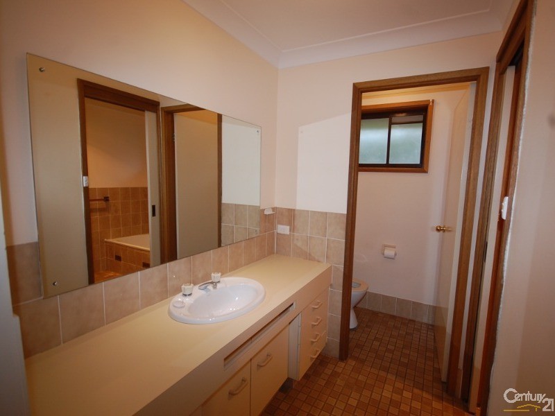 80 Banksia Street, Colo Vale NSW 2575