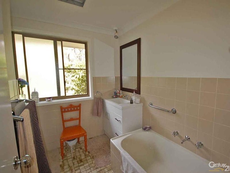 Hill Top NSW 2575