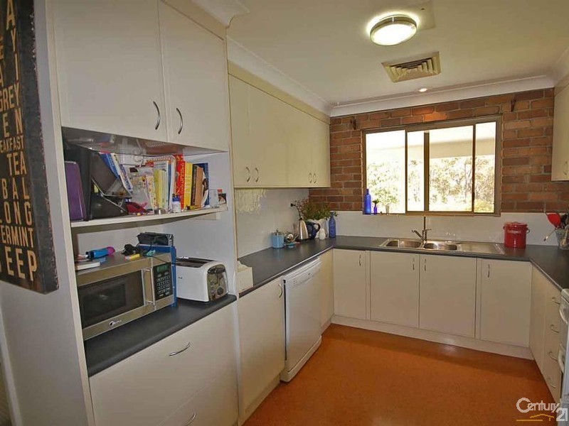 Hill Top NSW 2575