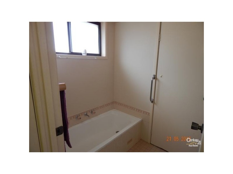 52 Ella Street, Hill Top NSW 2575