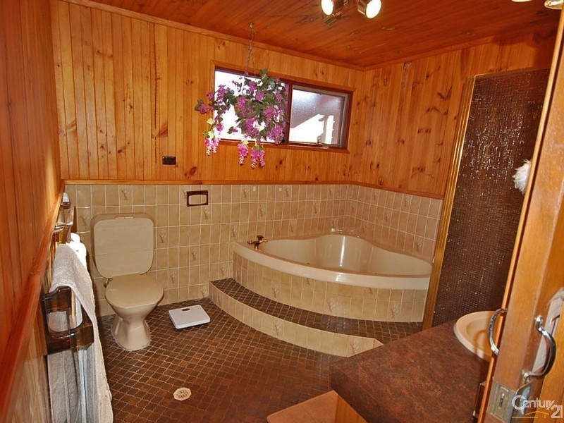 80 Estonian Road, Thirlmere NSW 2572