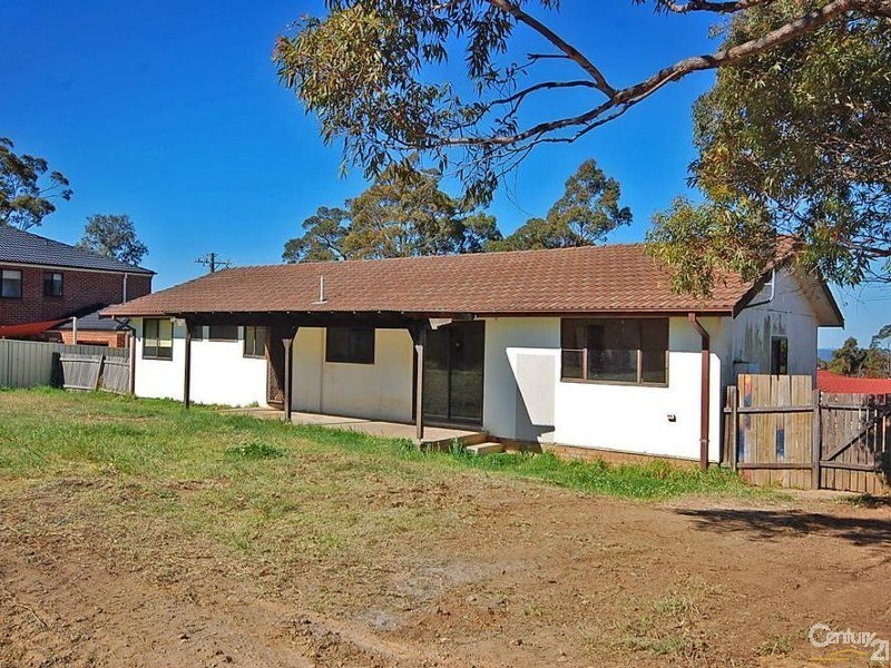 61 Cumberteen Street, Hill Top NSW 2575