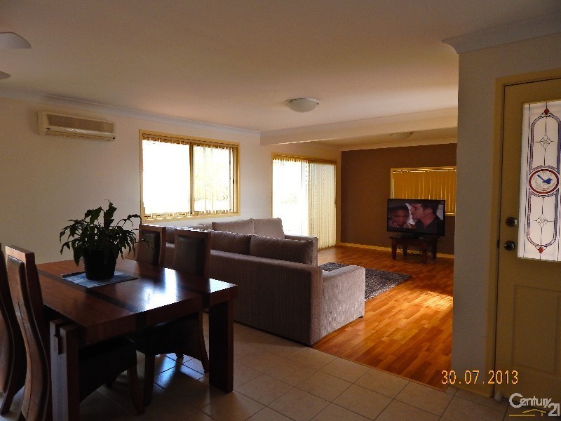 37 Ligar Street, Hill Top NSW 2575