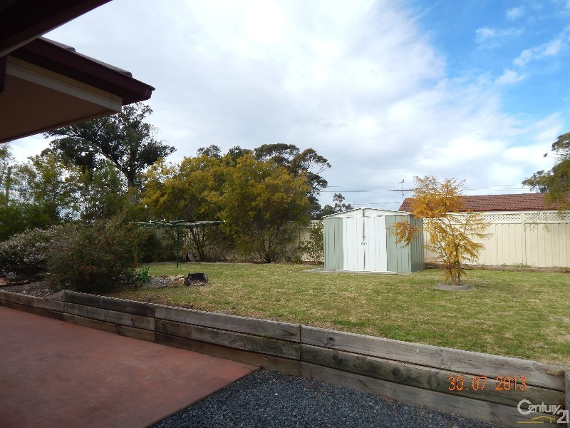 37 Ligar Street, Hill Top NSW 2575