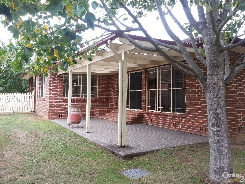 12 Linden Way, Bowral NSW 2576