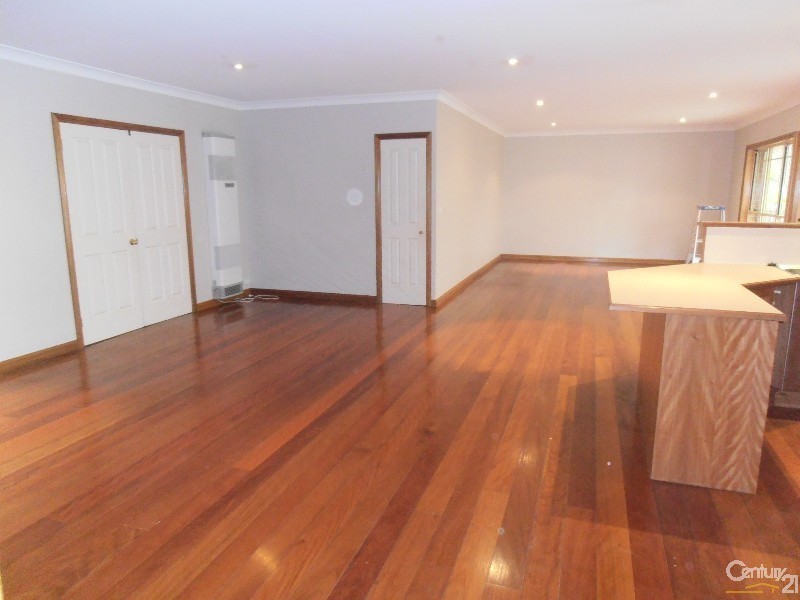 12 Linden Way, Bowral NSW 2576