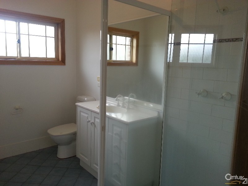 12 Linden Way, Bowral NSW 2576