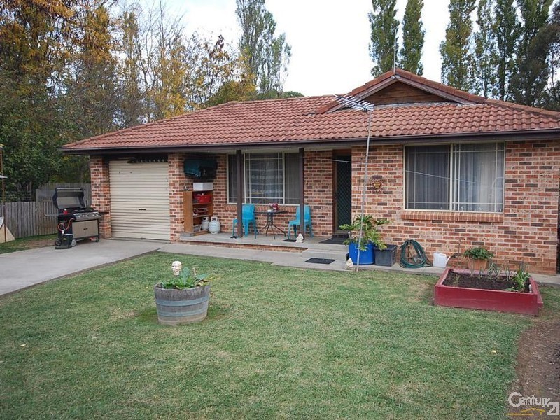 27b Simon Place, Moss Vale NSW 2577