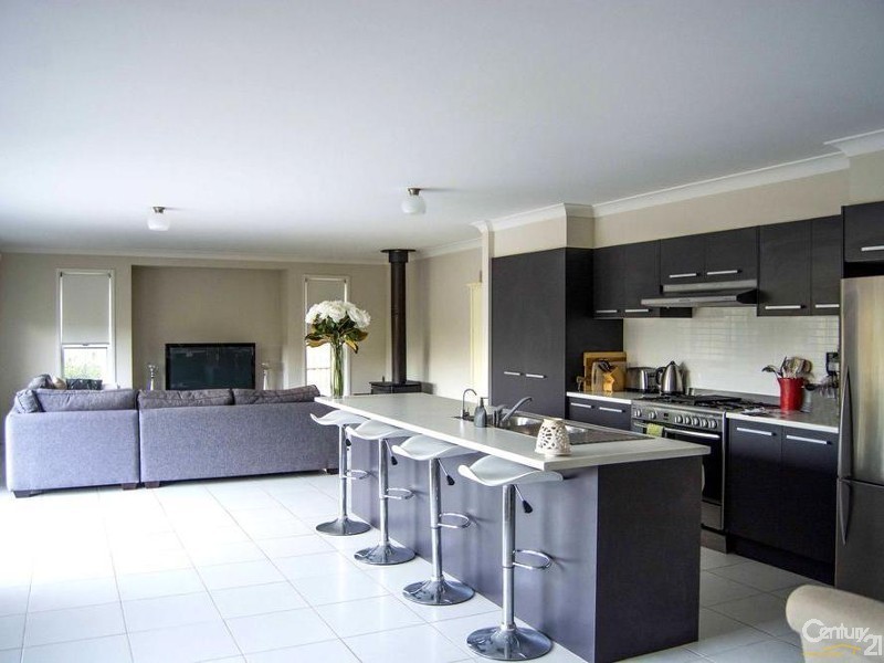 15  Napper Close, Moss Vale NSW 2577