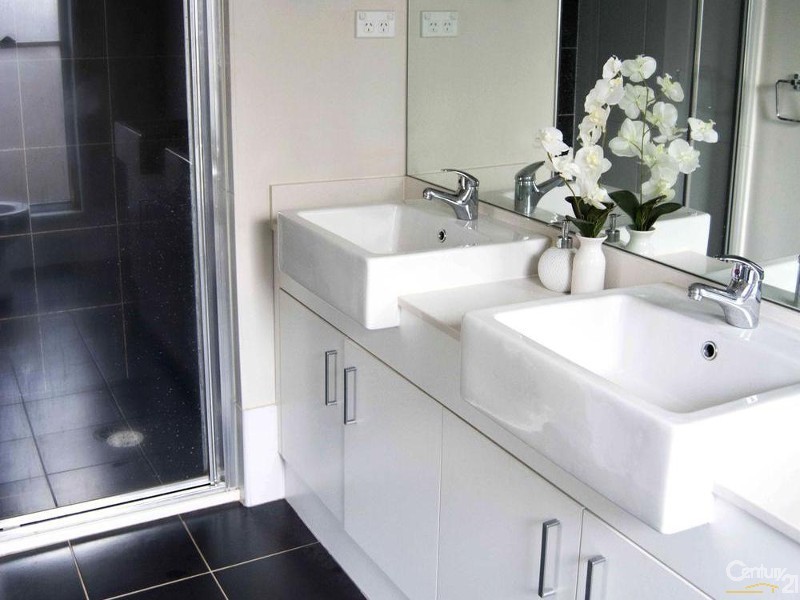 15  Napper Close, Moss Vale NSW 2577