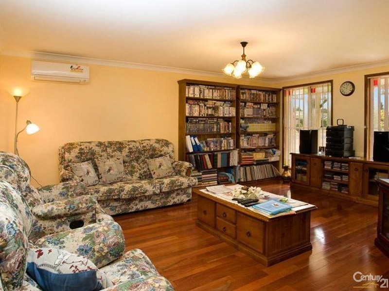 2 Rain Tree Way, Bowral NSW 2576