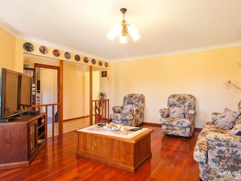 2 Rain Tree Way, Bowral NSW 2576