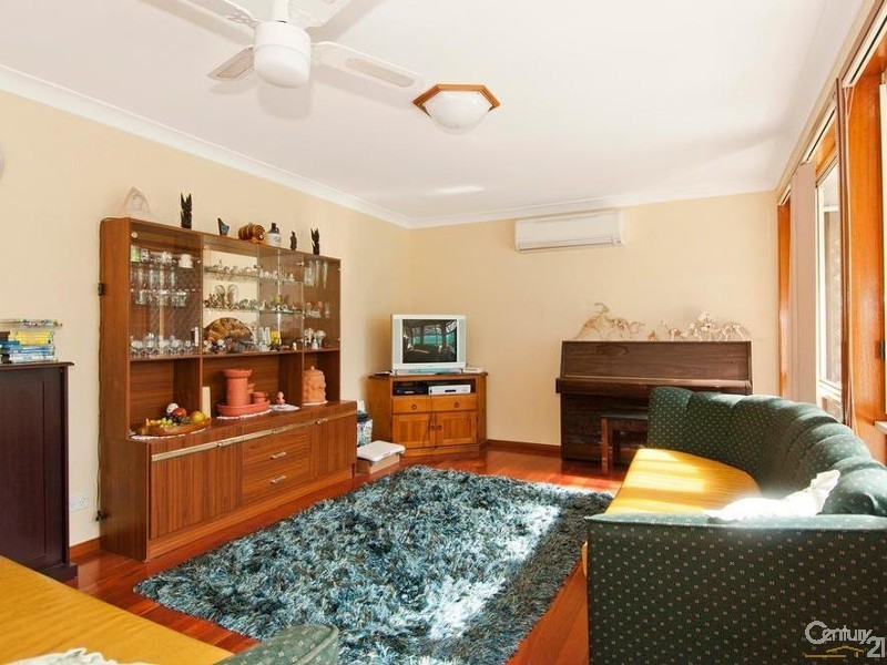 2 Rain Tree Way, Bowral NSW 2576