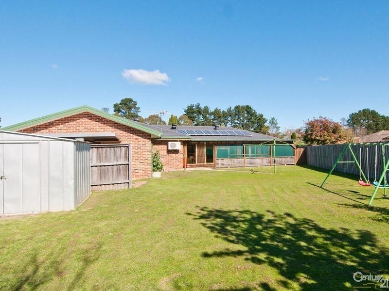 2 Rain Tree Way, Bowral NSW 2576