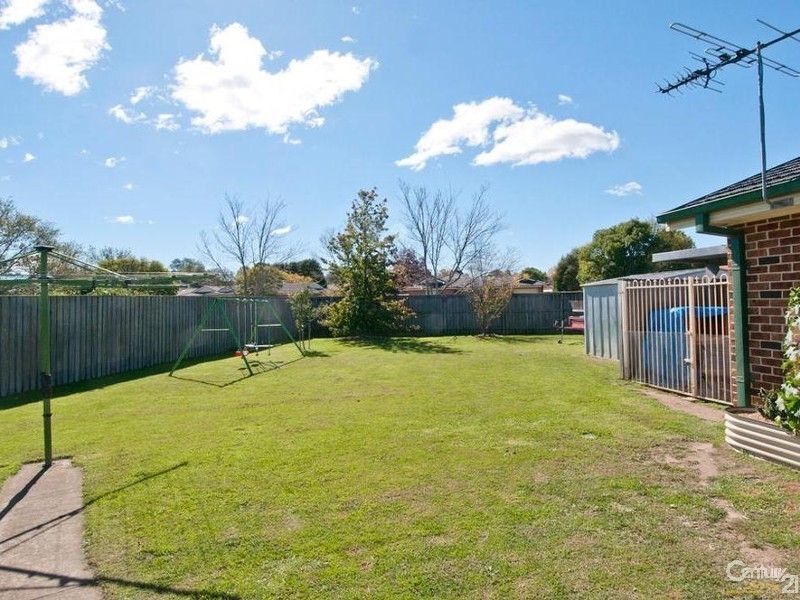 2 Rain Tree Way, Bowral NSW 2576