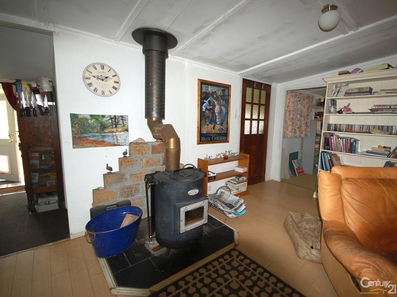 604 Belanglo Road, Sutton Forest NSW 2577