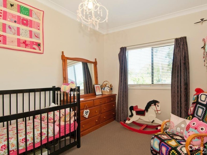 2 Mandemar Street, Welby NSW 2575