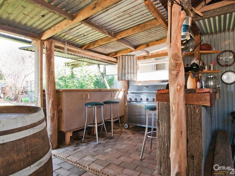 2 Mandemar Street, Welby NSW 2575