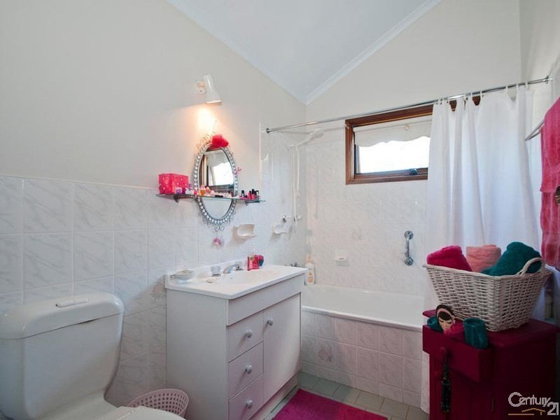 Yerrinbool NSW 2575