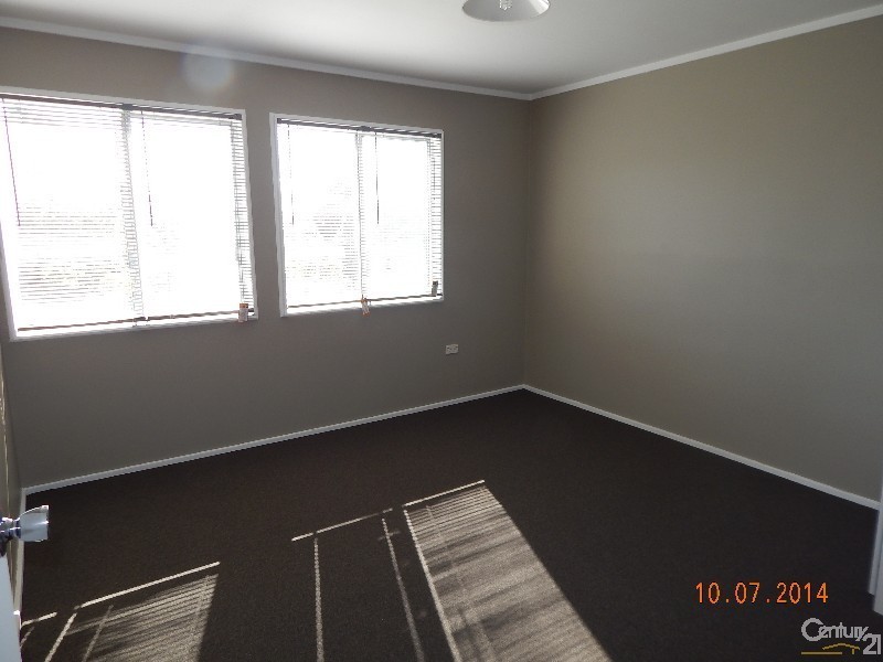 11 Boronia Avenue, Hill Top NSW 2575