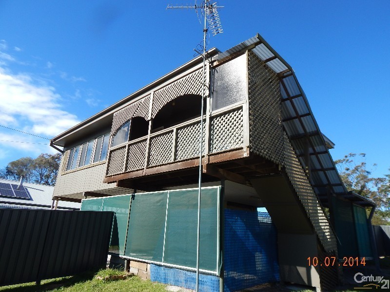 11 Boronia Avenue, Hill Top NSW 2575