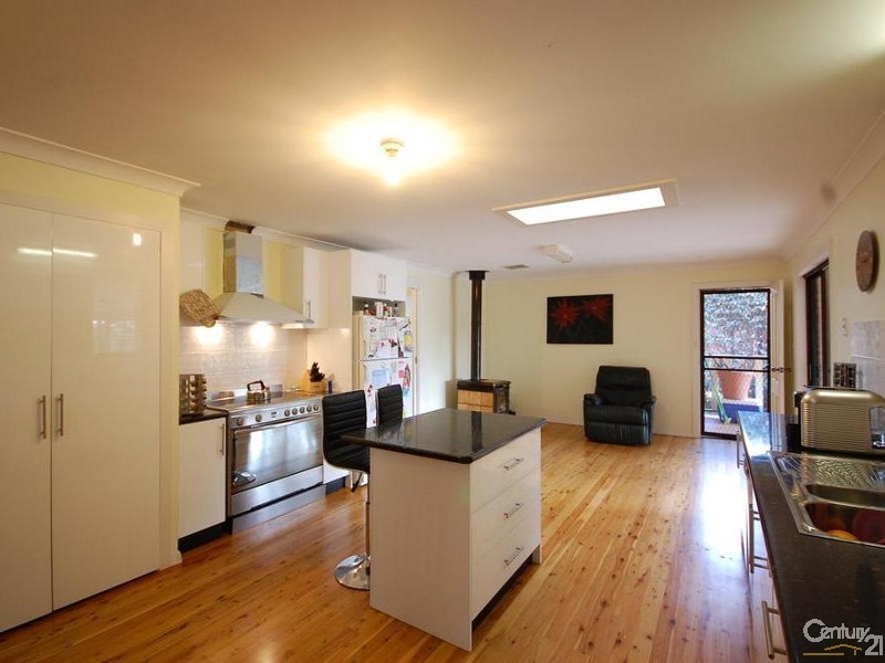 Hill Top NSW 2575