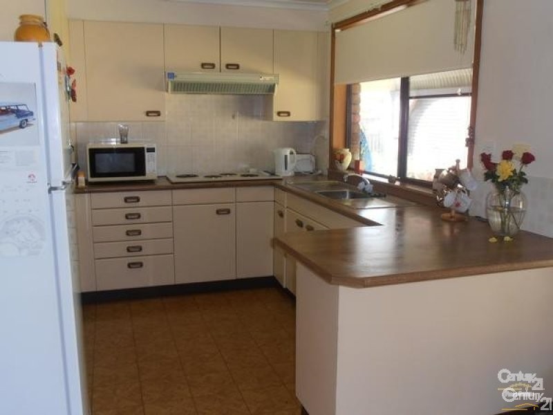 52 Ella Street, Hill Top NSW 2575