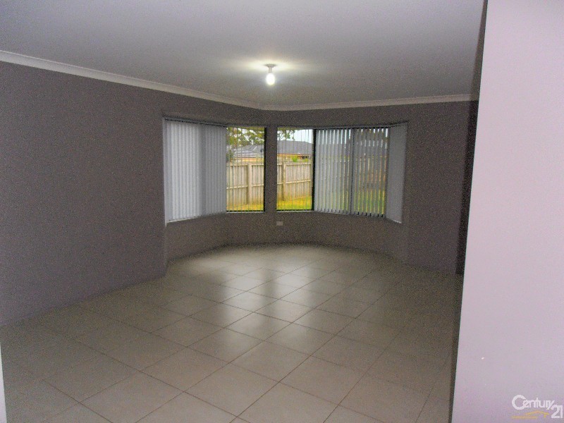 20 Ella Street, Hill Top NSW 2575