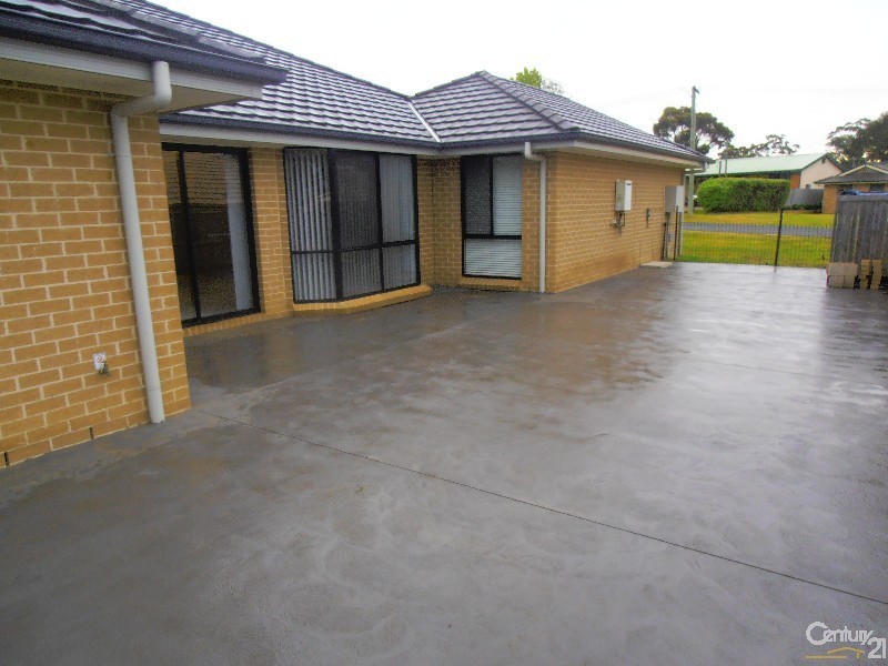 20 Ella Street, Hill Top NSW 2575