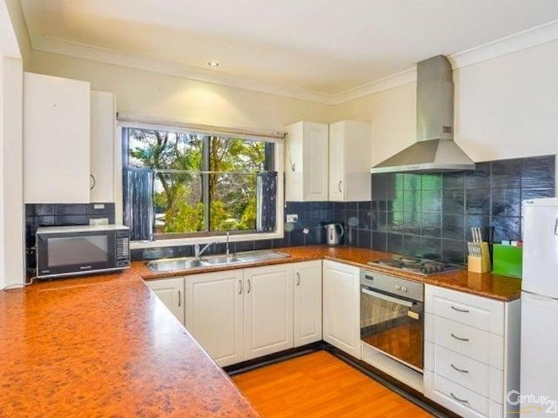 27 Ligar Street, Hill Top NSW 2575