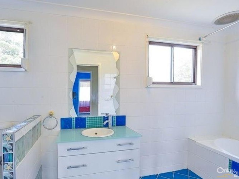 27 Ligar Street, Hill Top NSW 2575