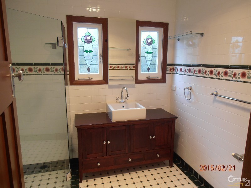 14 Madeline Street, Hill Top NSW 2575