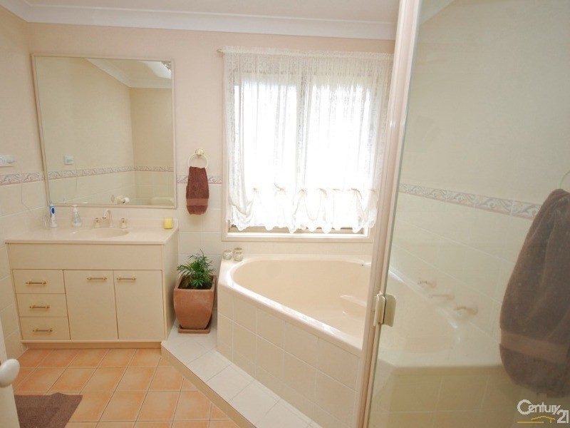 East Bowral NSW 2576