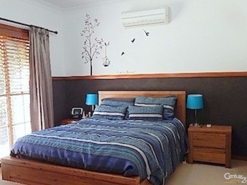 13  Boronia Avenue, Hill Top NSW 2575