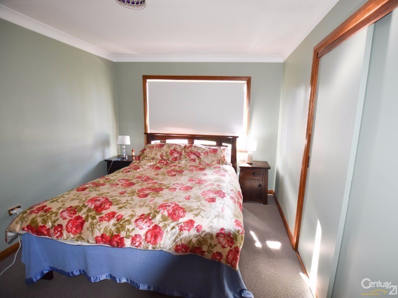 102 Cobb Lane, Welby NSW 2575