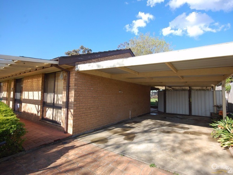 64 Ella Street, Hill Top NSW 2575